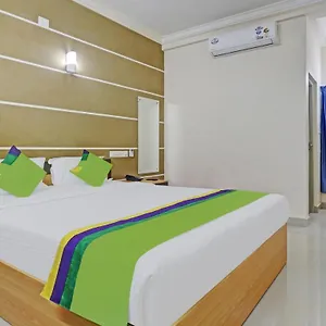 3* Hotel Treebo Thoduvas Star Plaza Cochin Airport