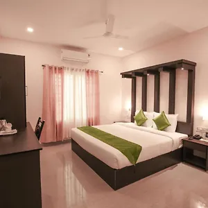 Hotel Treebo Trip Zion Plaza, Nedumbassery